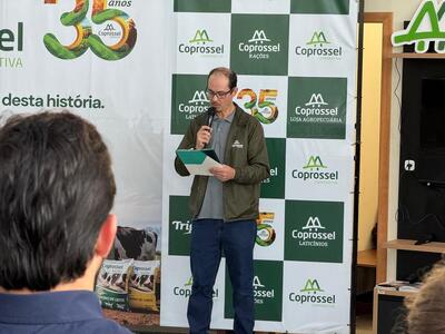 Coprossel celebra 35 anos de história, crescimento e cooperação